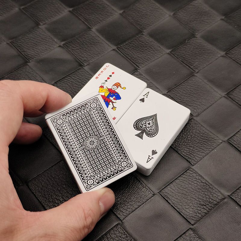 Magic Poker Lighter