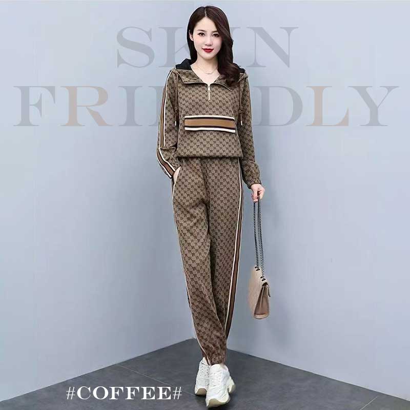 Women’s Chic Leisure 2-piece Sweatsuit